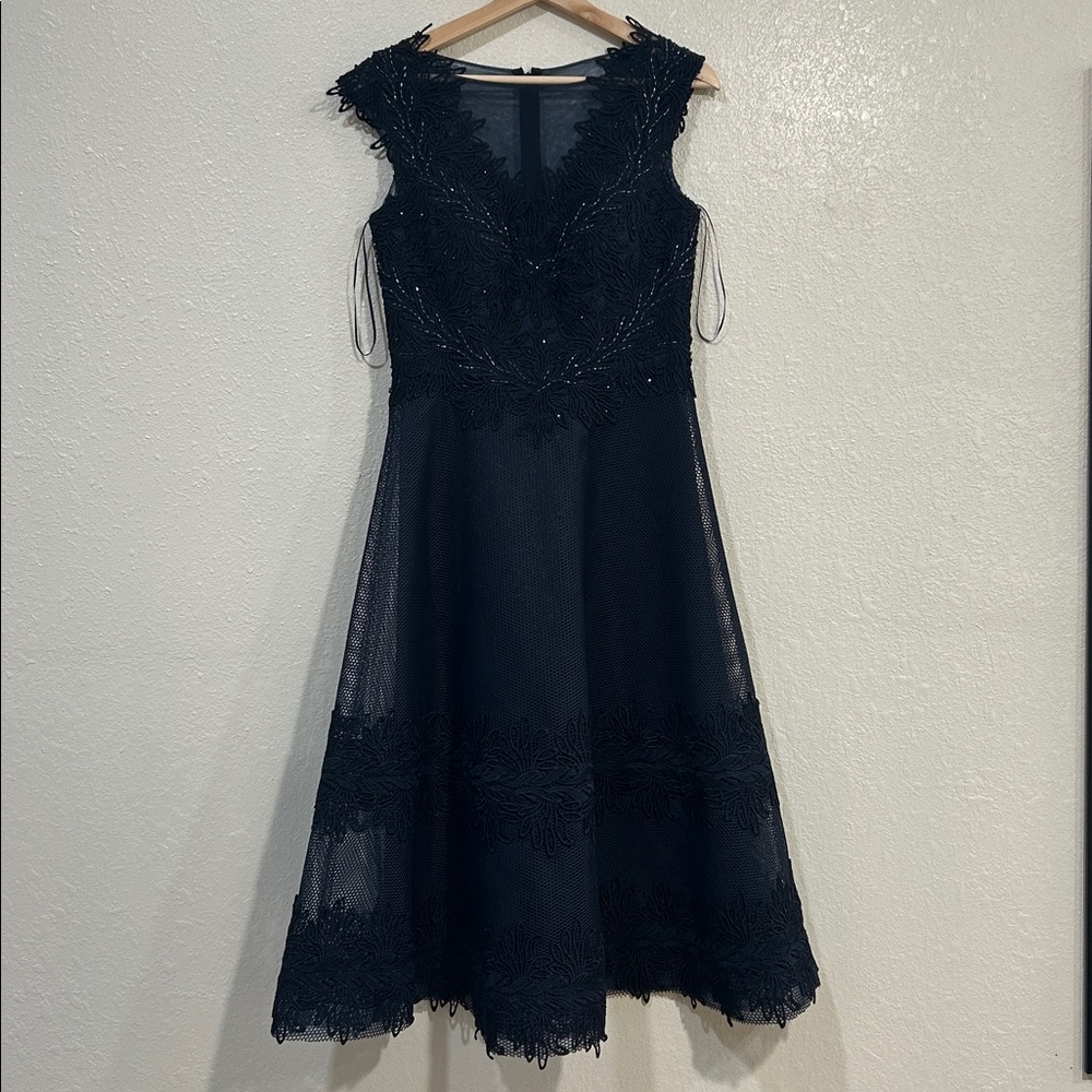 Teri Jon Embellished Navy Madi Gown Sleeveless Dress Sz 6